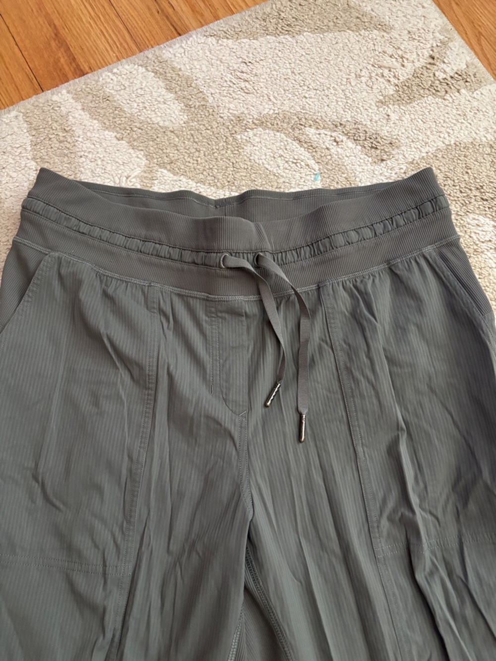 Lululemon Dance Studio Crop Pants - Picture 2 of 11